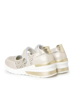 Babies à scratch en cuir