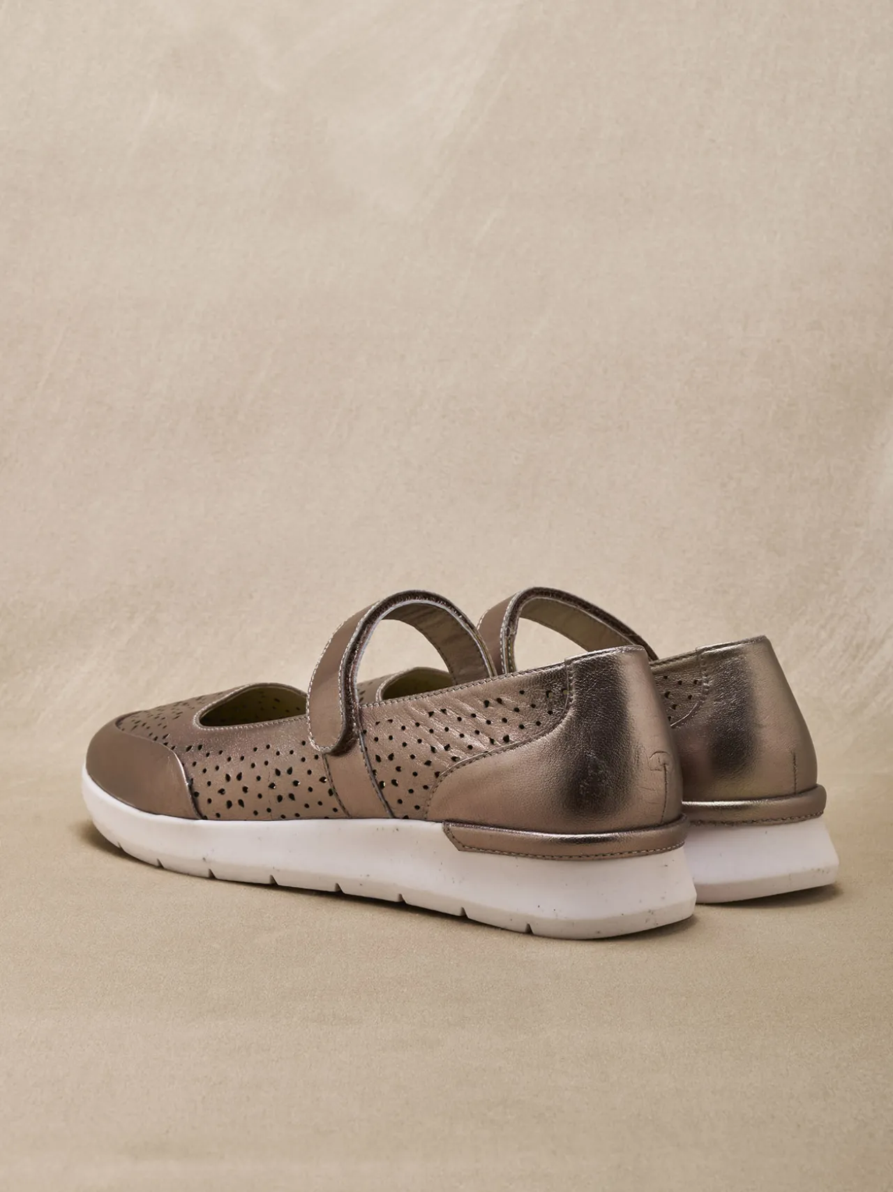 Babies à scratch semelle amovible