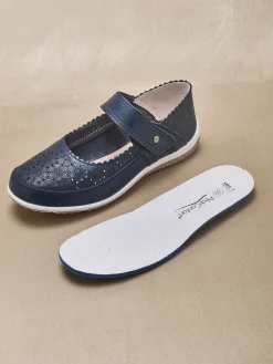 Babies ajourées à patte scratch