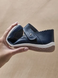 Babies ajourées à patte scratch