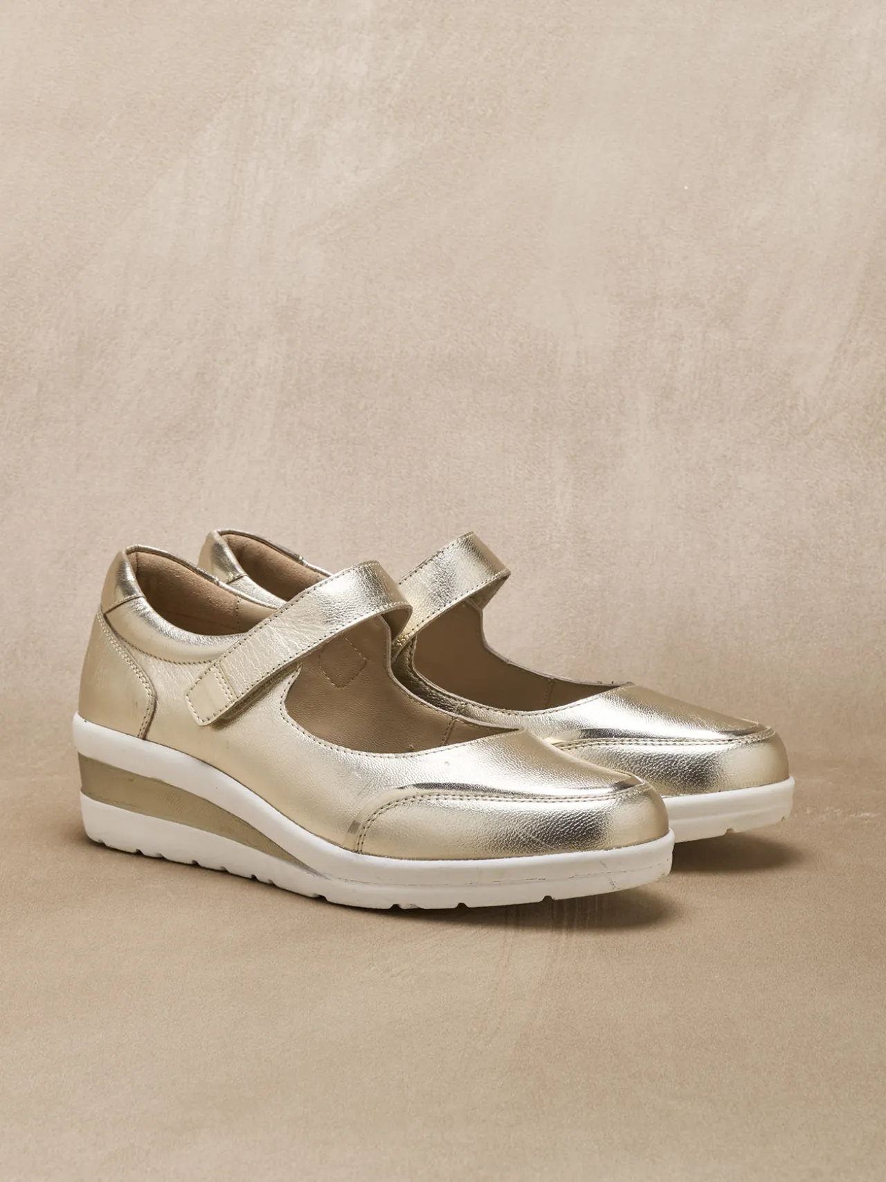 Babies cuir à scratch semelle compensée