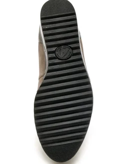 Ballerine cuir bout et talon vernis