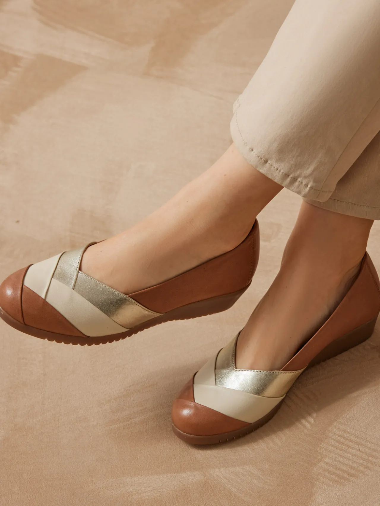 Ballerines cuir tricolore