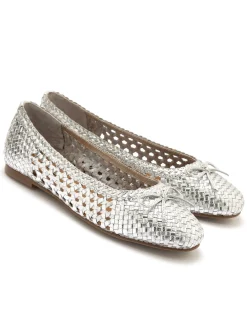 Ballerines en cuir tressées