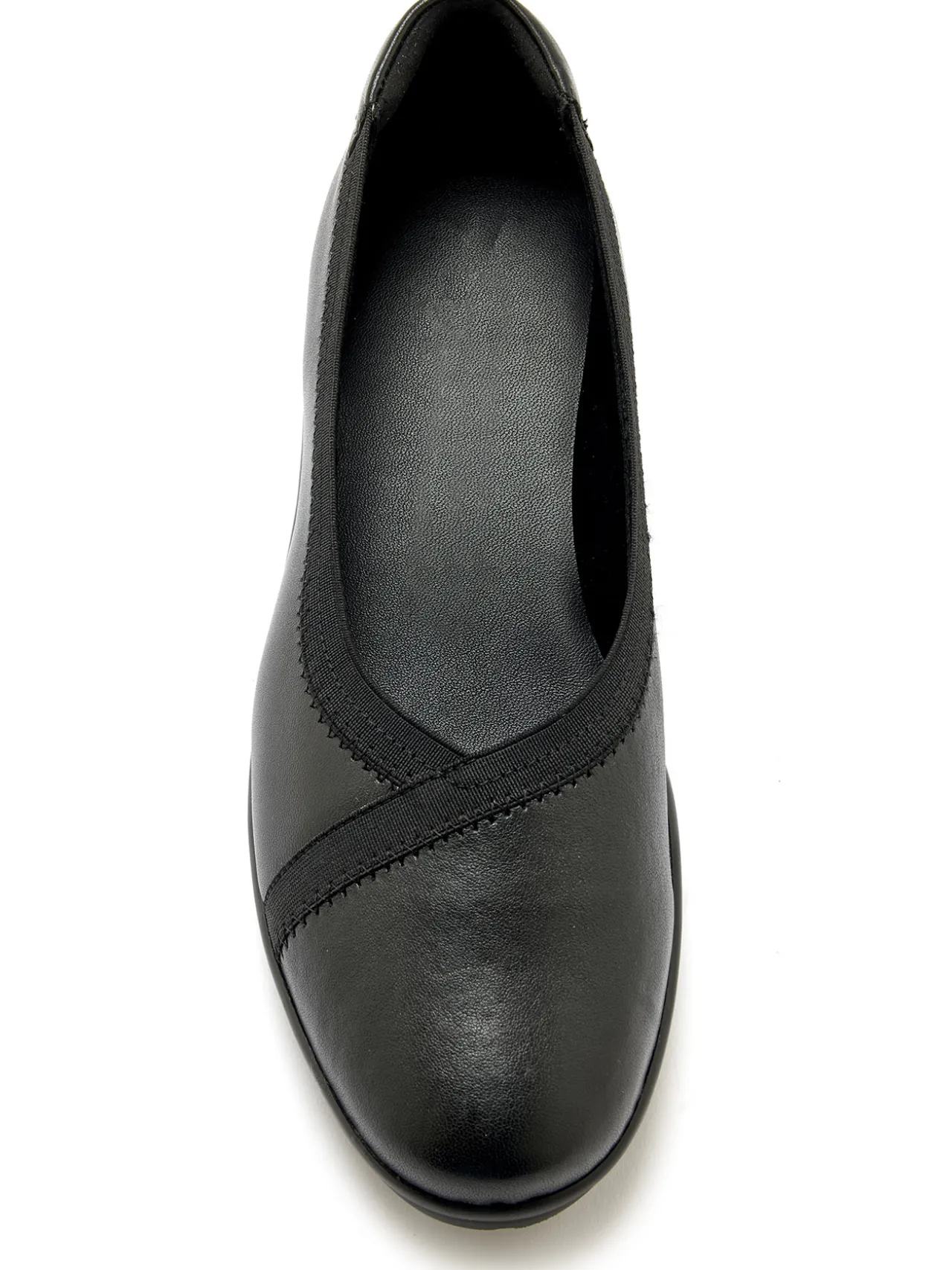 Ballerines tout cuir élastiquées