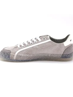 Baskets basses en matière recyclé