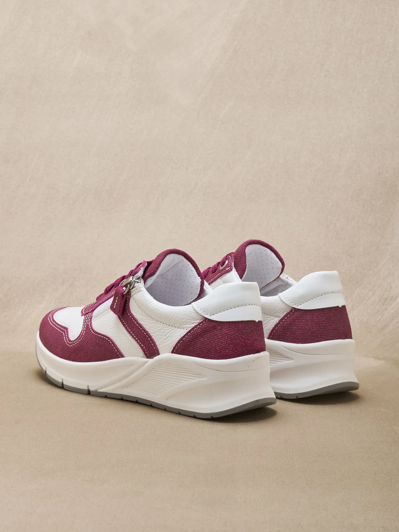 Baskets bicolores avec zip côté