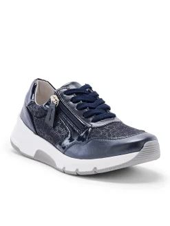 Baskets cuir et textile