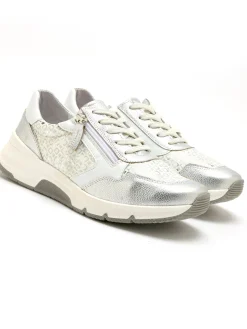 Baskets cuir et textile