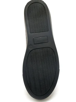 Baskets cuir motif papillon