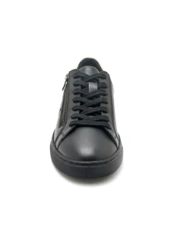 Baskets cuir motif papillon