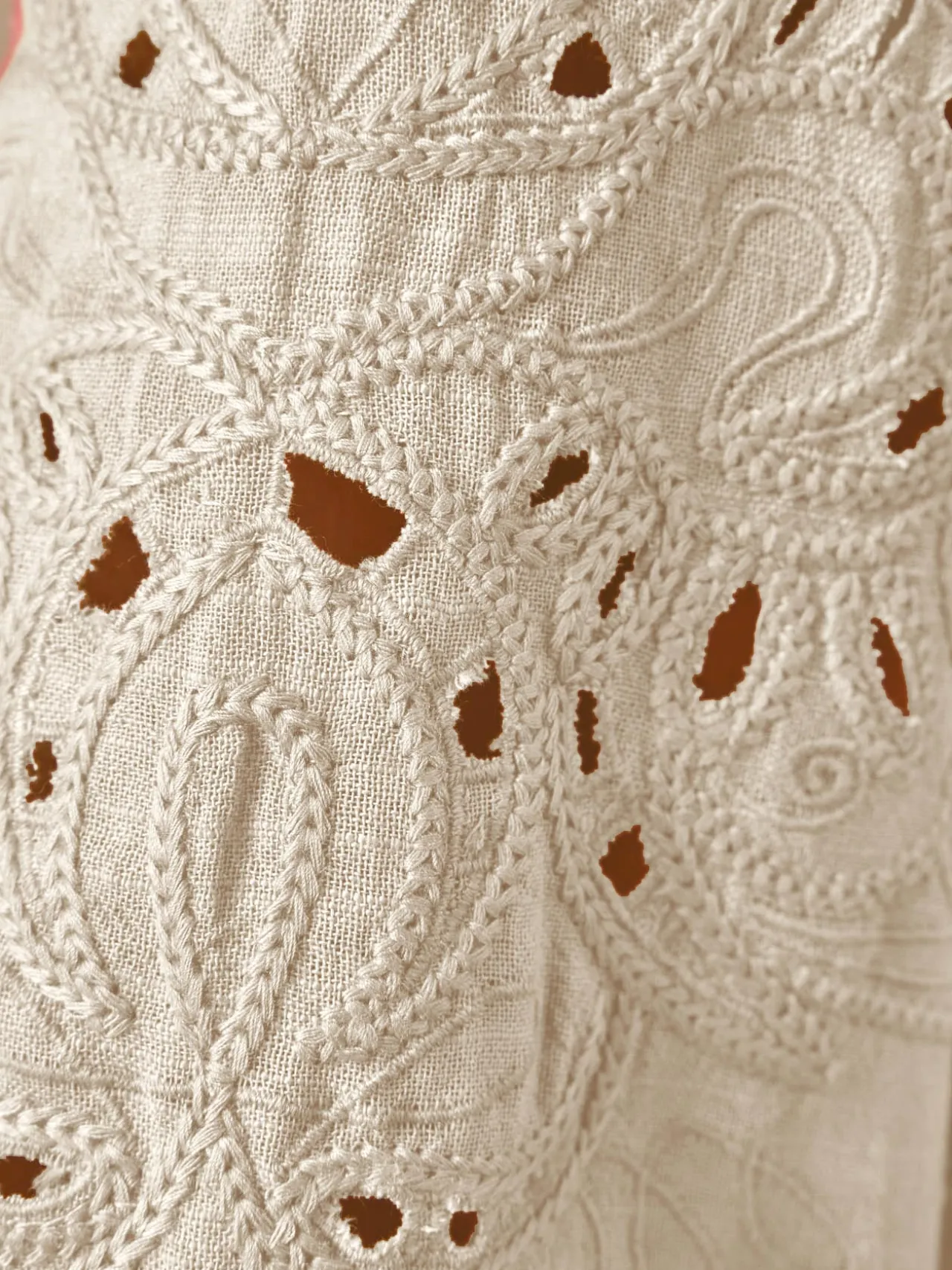 Blouse manches brodées