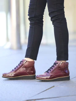 Boots à lacets cuir doublées suédine