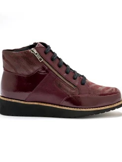 Boots à lacets cuir doublées suédine