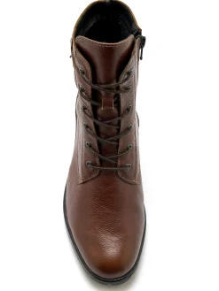 Boots cuir doublées suédine