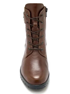 Boots cuir doublées suédine