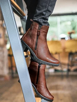 Boots dessus cuir largeur confort