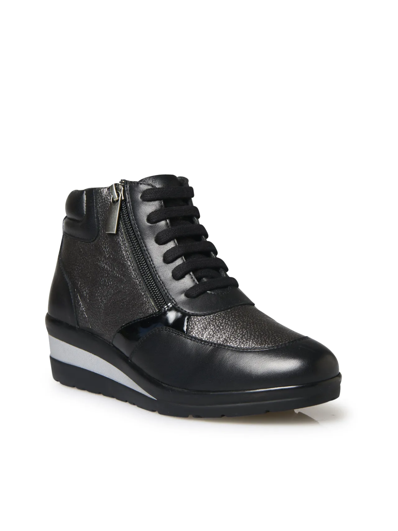 Boots zippées et lacées doublées suédine