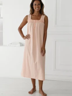 Chemise de nuit plumetis larges bretelle