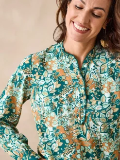 Chemisier en crêpe col montant volanté