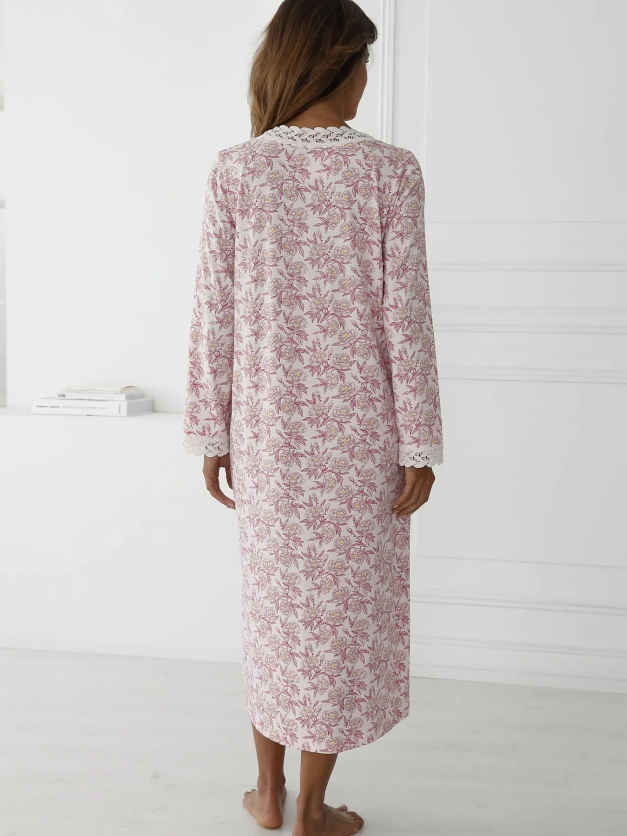 Chhemise de nuit longue détails macramé