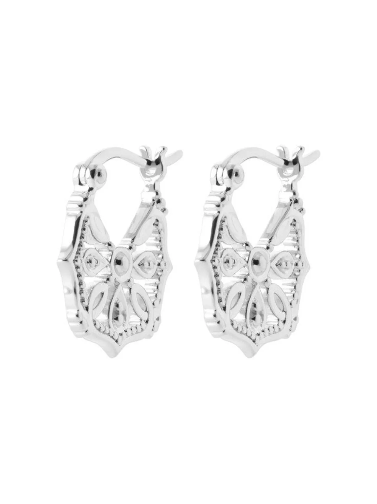 Créoles filigranées