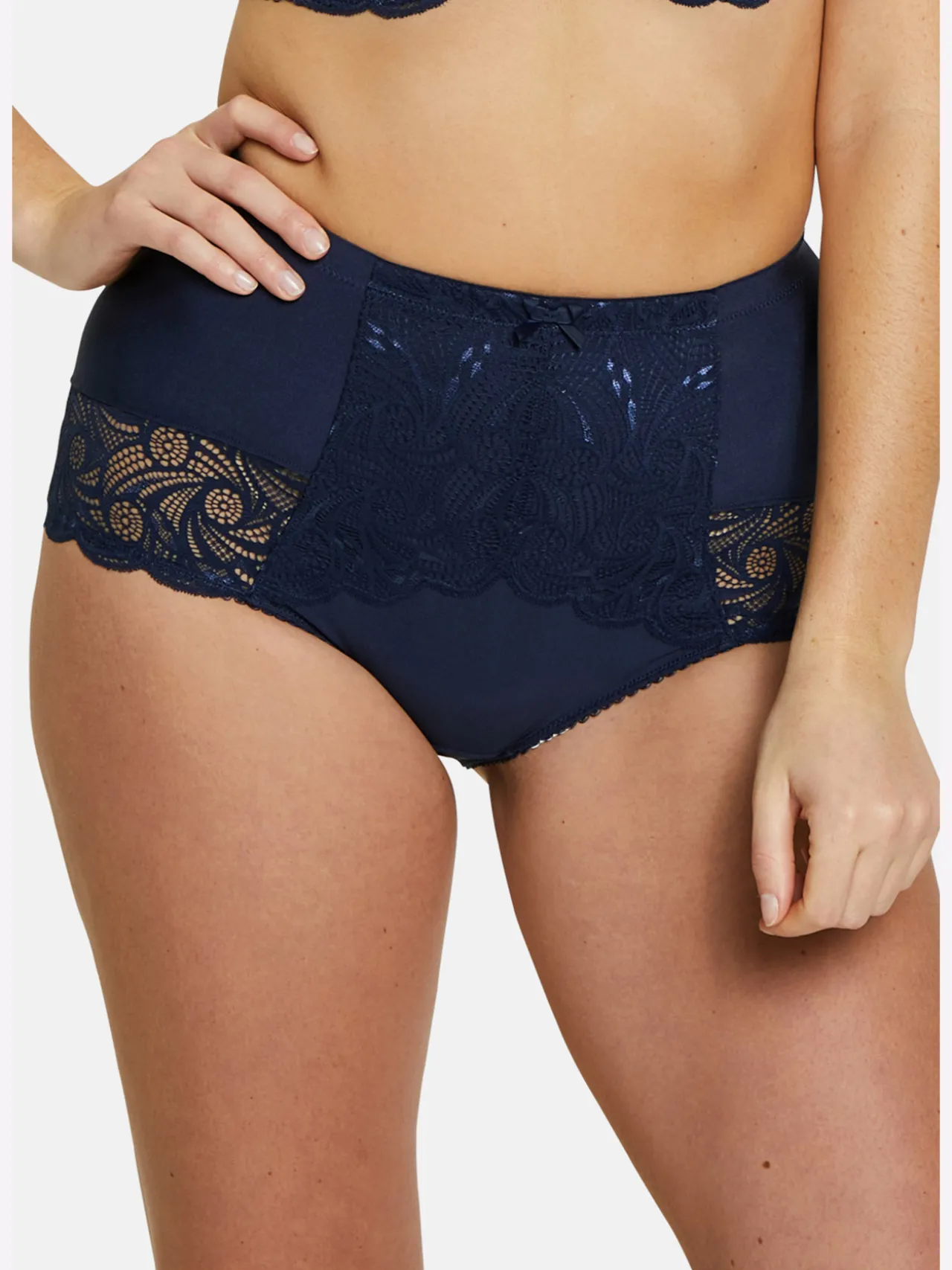 Culotte haute sculptante Ariane