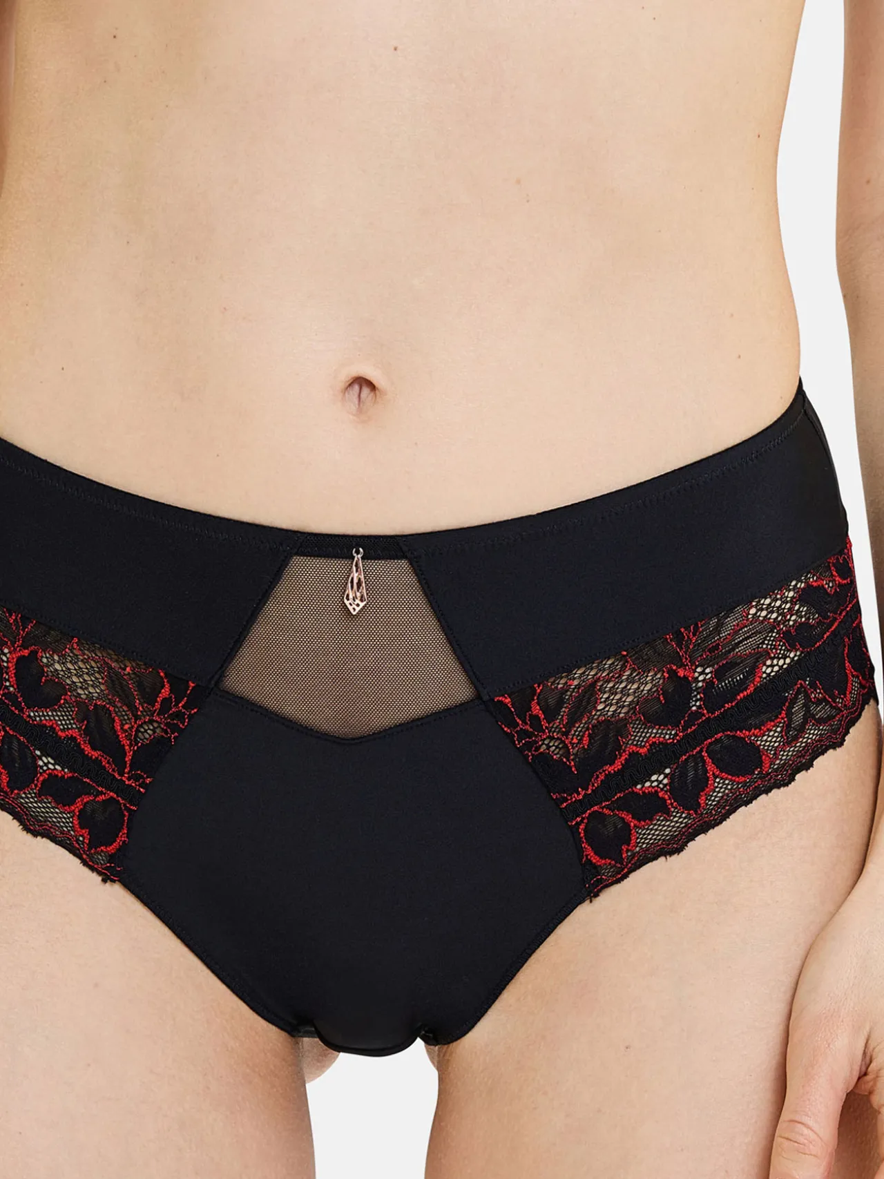 Culotte sexy dentelle et tulle