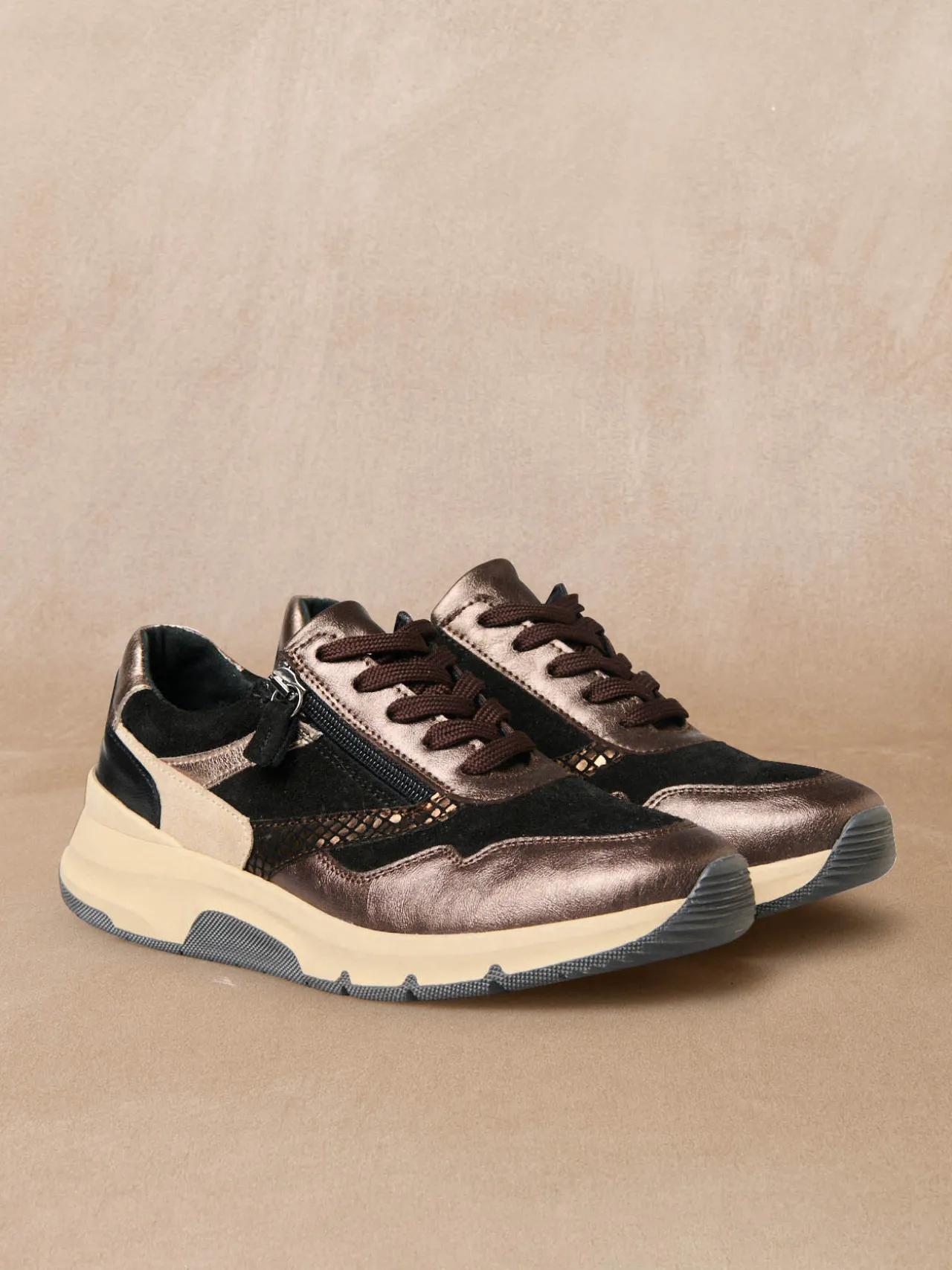 Derbies avec zip et lacets