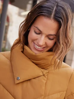 Doudoune matelassée col montant