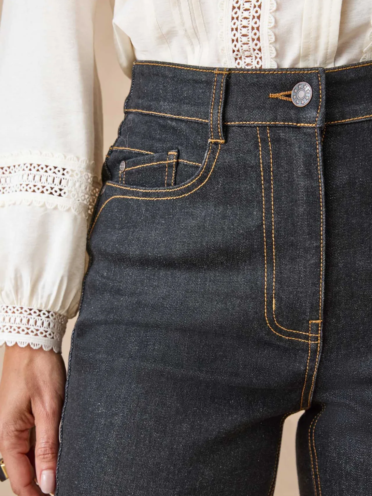 Jean droit taille haute stretch