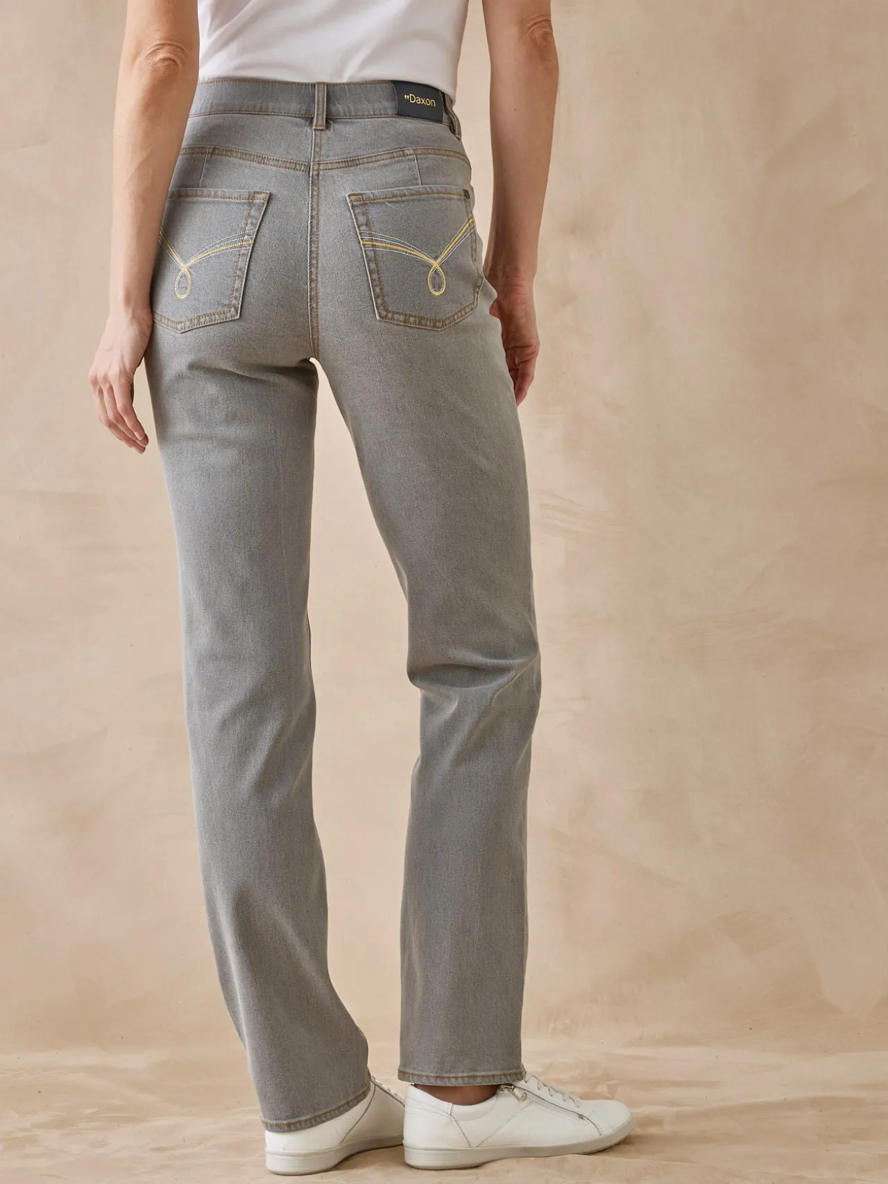 Jean droit taille haute stretch