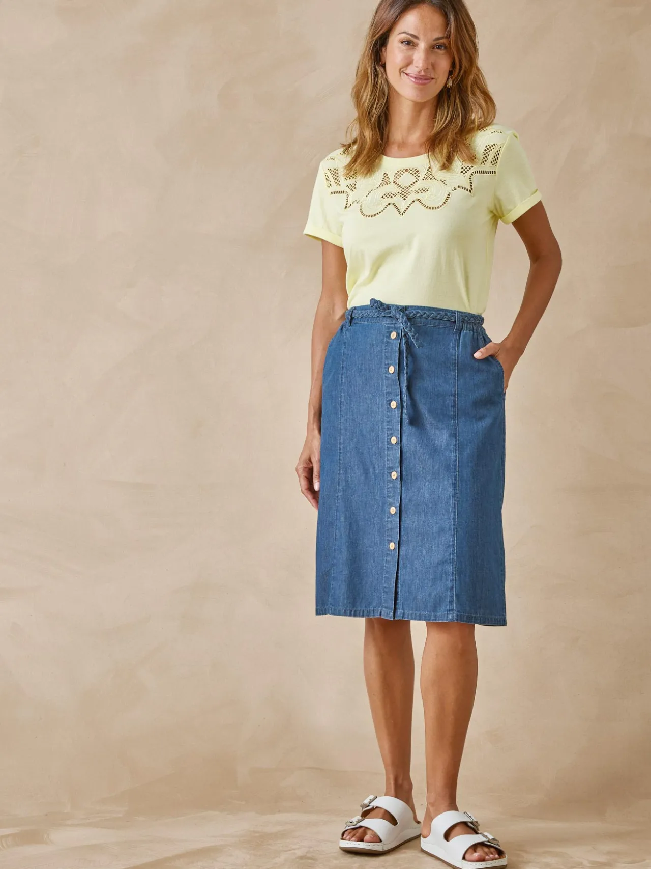 Jupe en chambray entièrement boutonnée