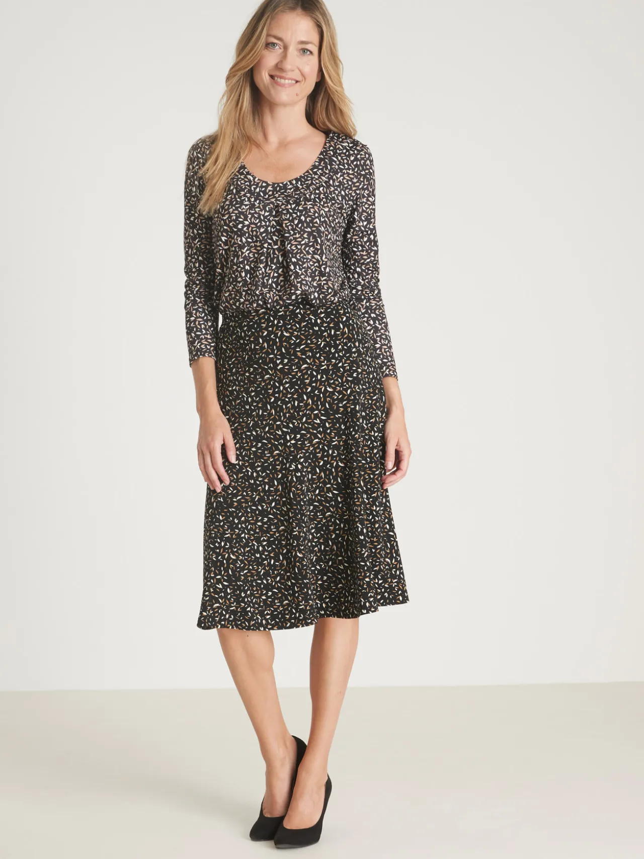 Jupe en maille, entièrement élastiquée