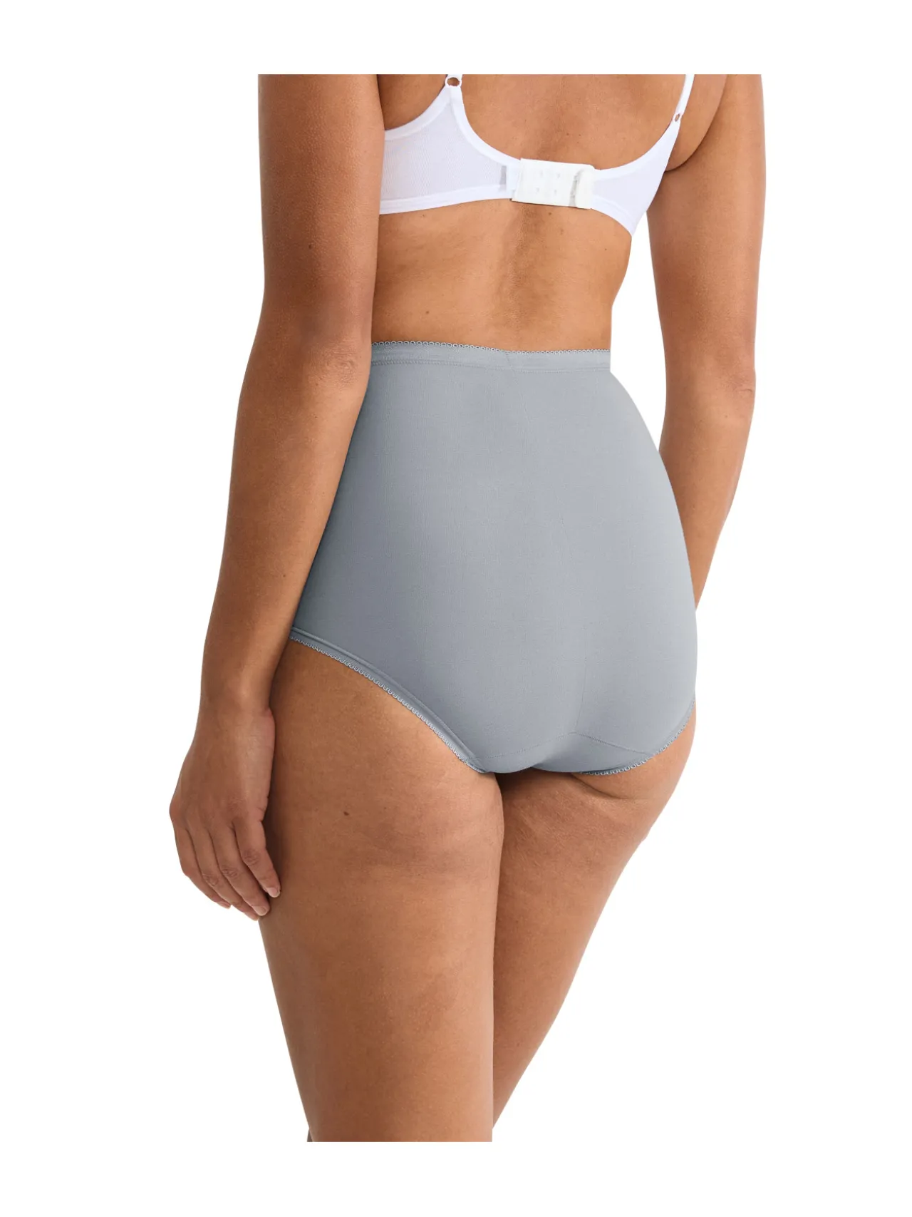 Lot de 3 culottes maxi + 1 gratuite