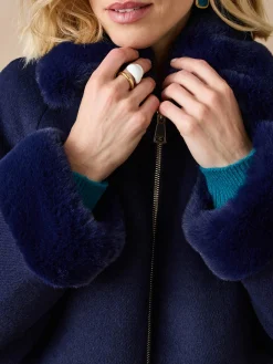 Manteau court coupe ample