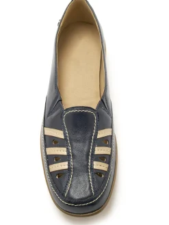 Mocassins à perforations fantaisie