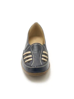 Mocassins à perforations fantaisie