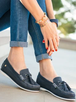 Mocassins à pompons