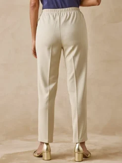 Pantacourt élastiqué en maille