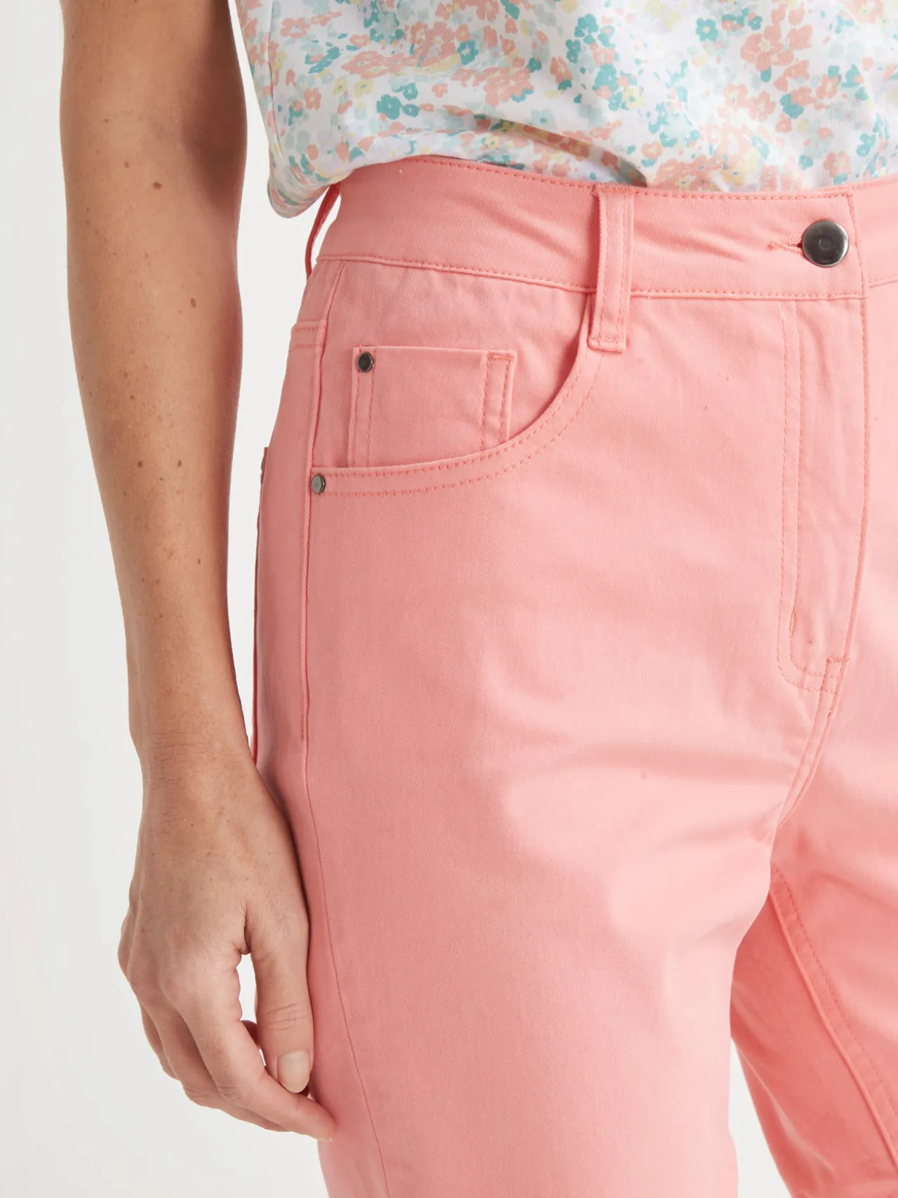 Pantalon 5 poches coupe droite