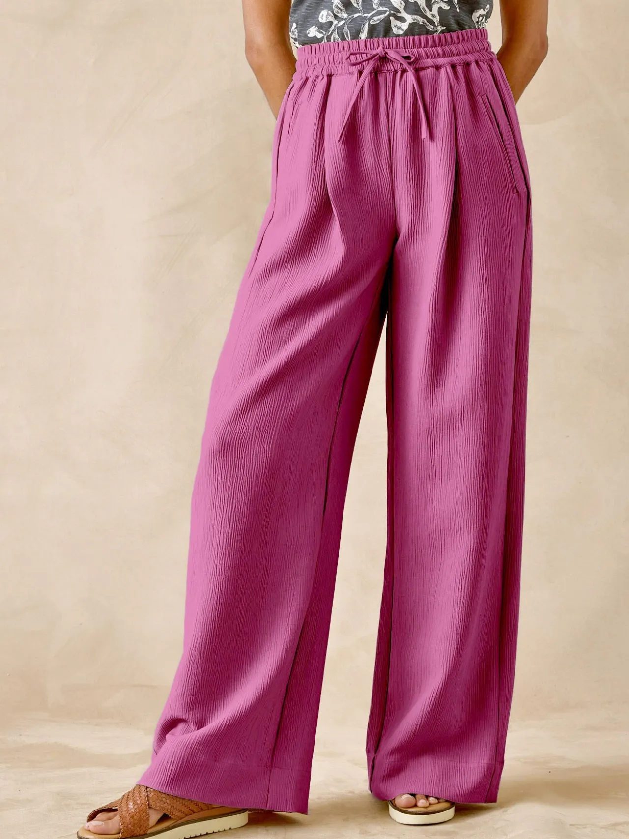 Pantalon large aspect froissé