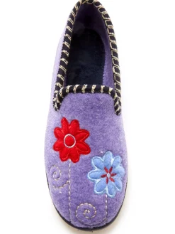 Pantoufles brodées