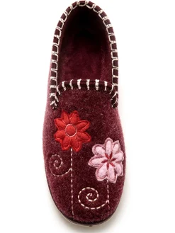 Pantoufles brodées