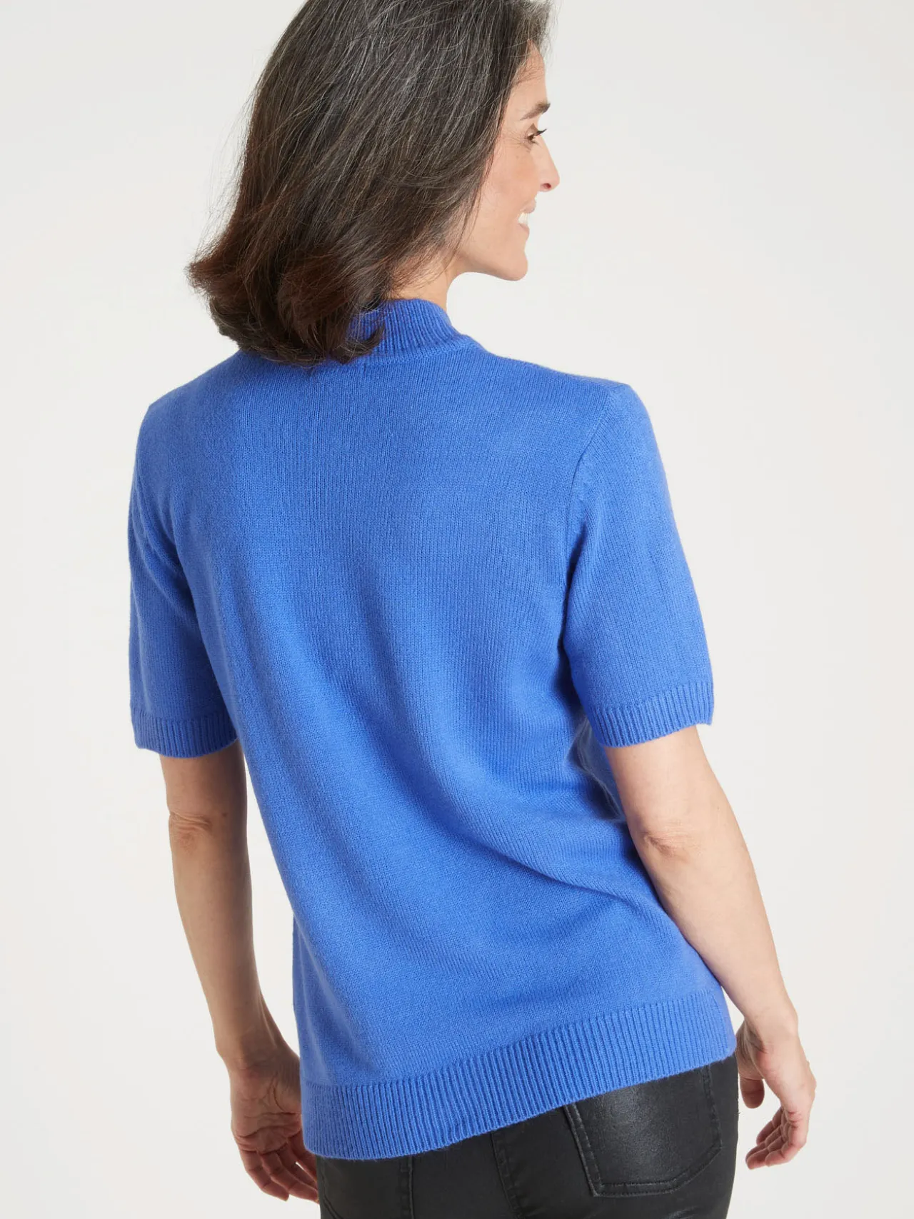 Pull col montant manches courtes