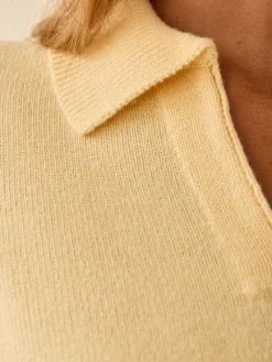 Pull col polo manches courtes