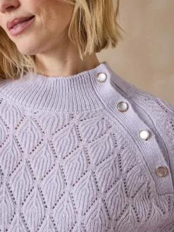 Pull maille fantaisie col montant