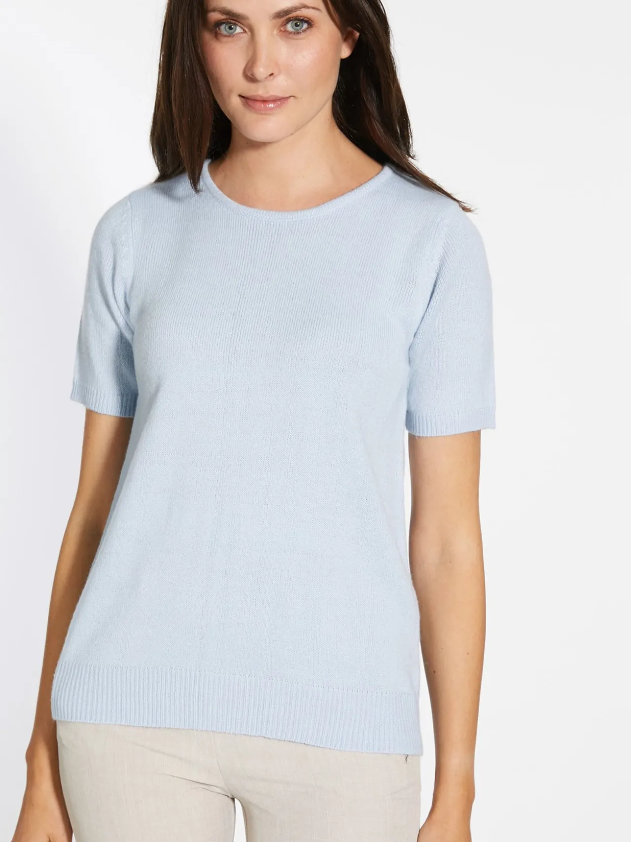 Pull manches courtes encolure ronde