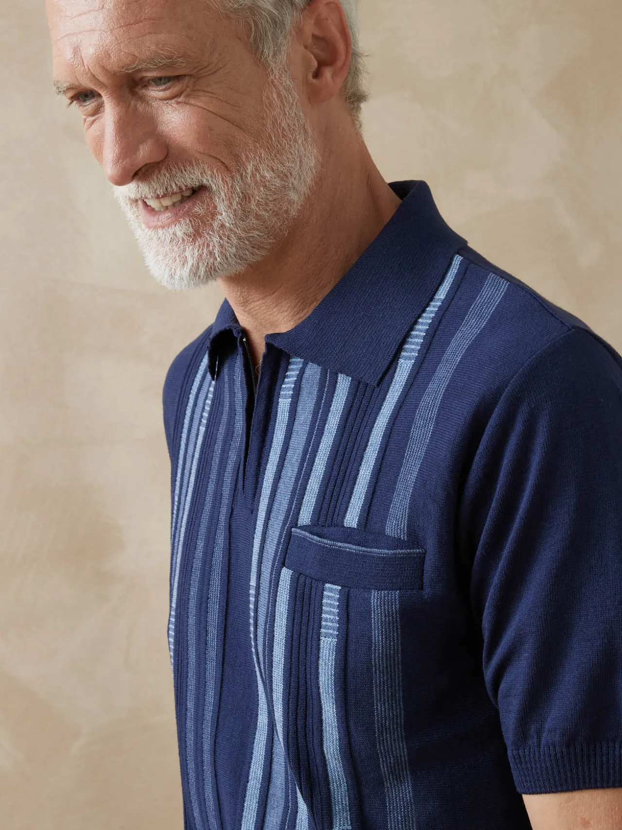 Pull polo zippé manches courtes