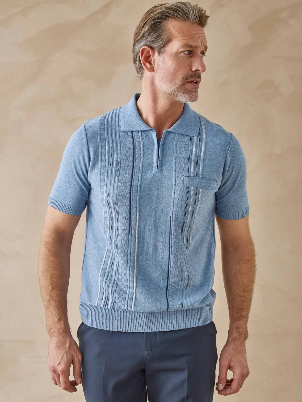 Pull polo zippé manches courtes